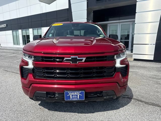 Used 2022 Chevrolet Silverado 1500 RST w/ Convenience Package II AWD/4WD image 2