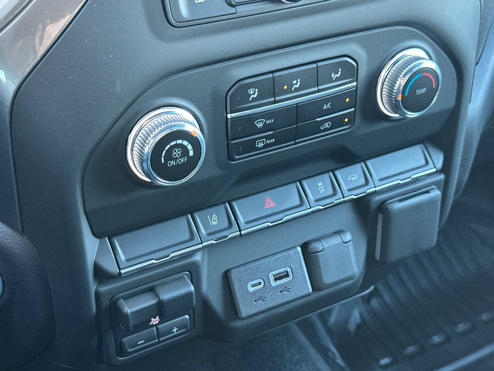 New 2025 GMC Sierra 3500 Pro w/ Convenience Package RWD image 19