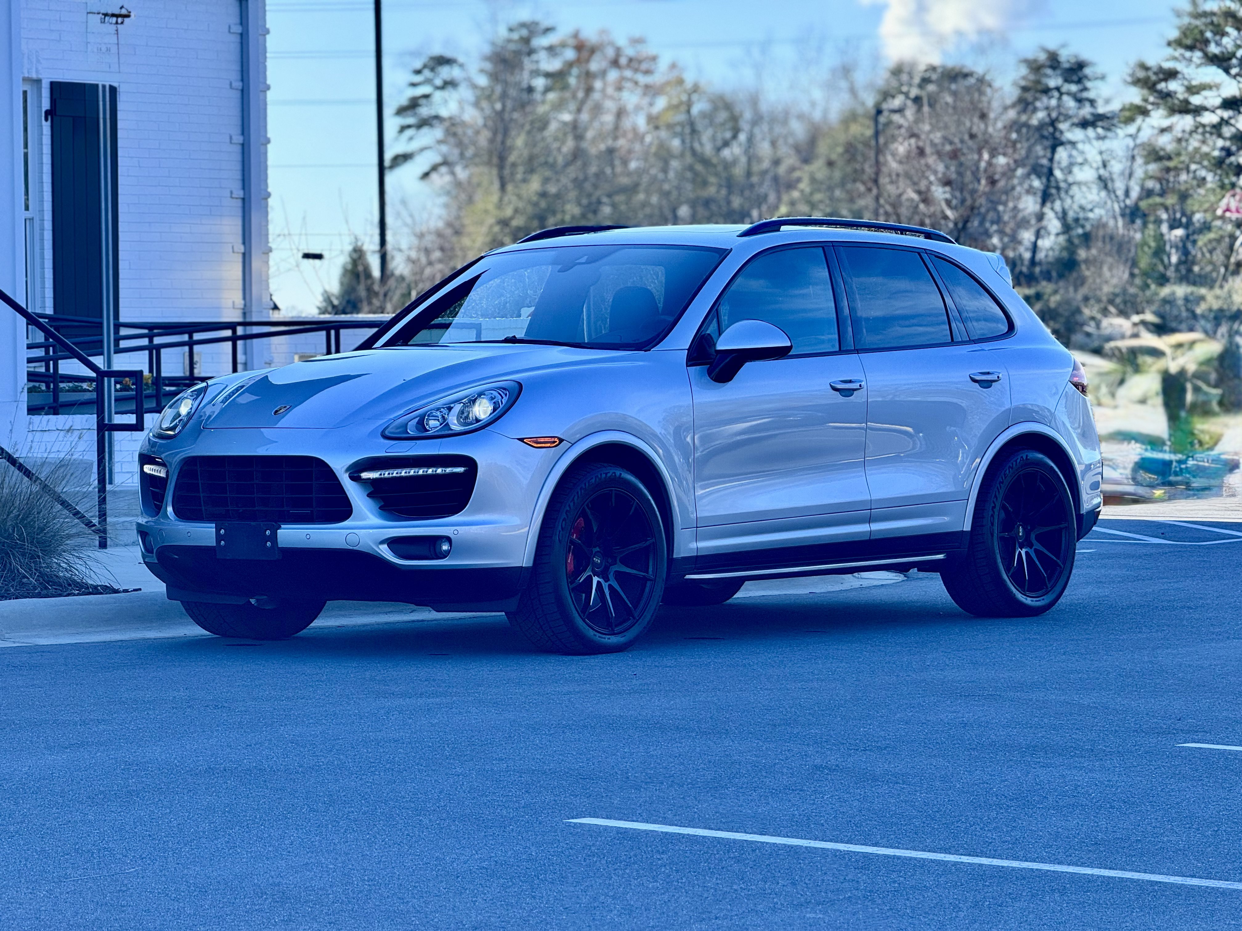 Used 2014 Porsche Cayenne Turbo S AWD/4WD image 40