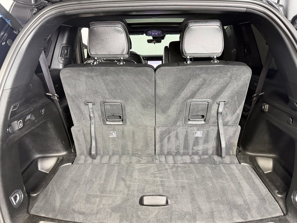Used 2025 Jeep Grand Cherokee L Limited w/ Black Appearance Package RWD image 22