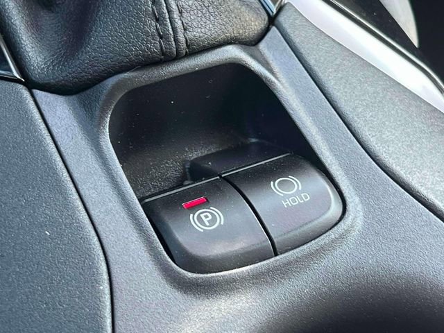 Certified 2024 Toyota Corolla Cross LE w/ Moonroof Package image 32