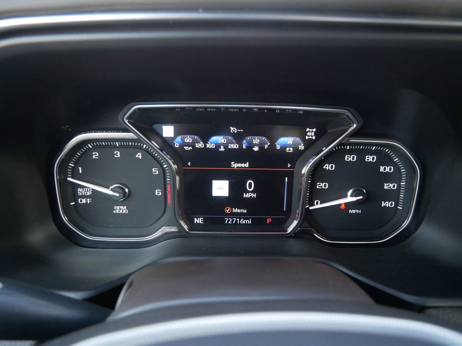 Used 2021 GMC Yukon Denali w/ Denali Premium Package image 23