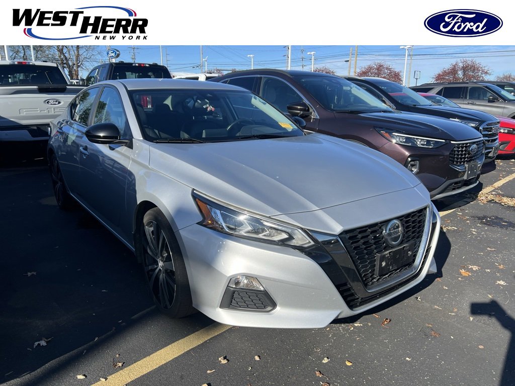 Used 2021 Nissan Altima 2.5 SR