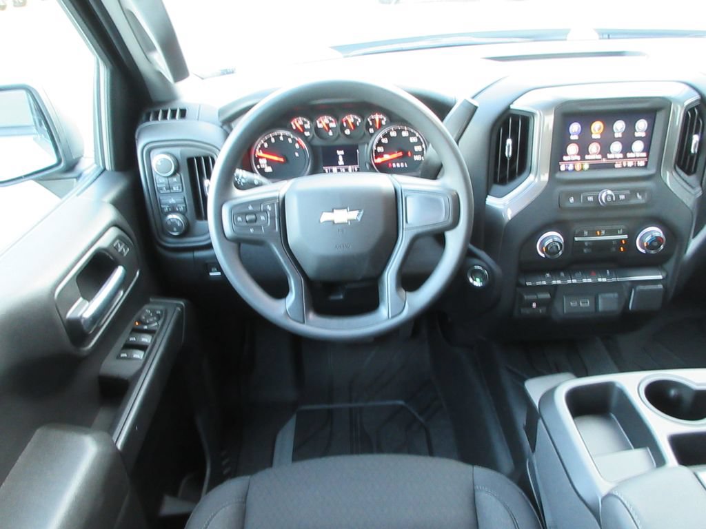 New 2026 Chevrolet Silverado 1500 Custom w/ Turbomax Blackout Package AWD/4WD image 15