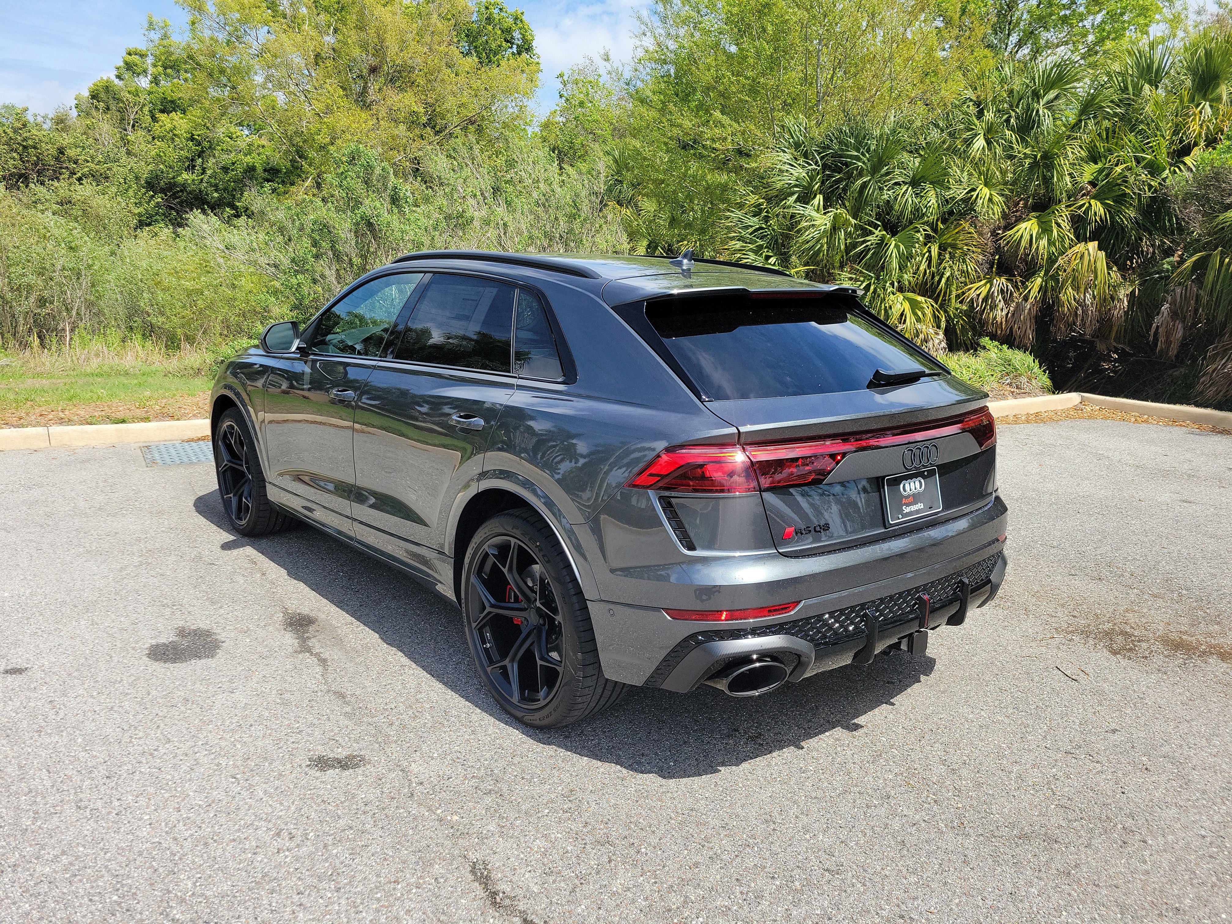 New 2026 Audi RS Q8 performance image 5