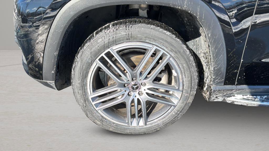 Used 2020 Mercedes-Benz GLS 450 4MATIC image 16