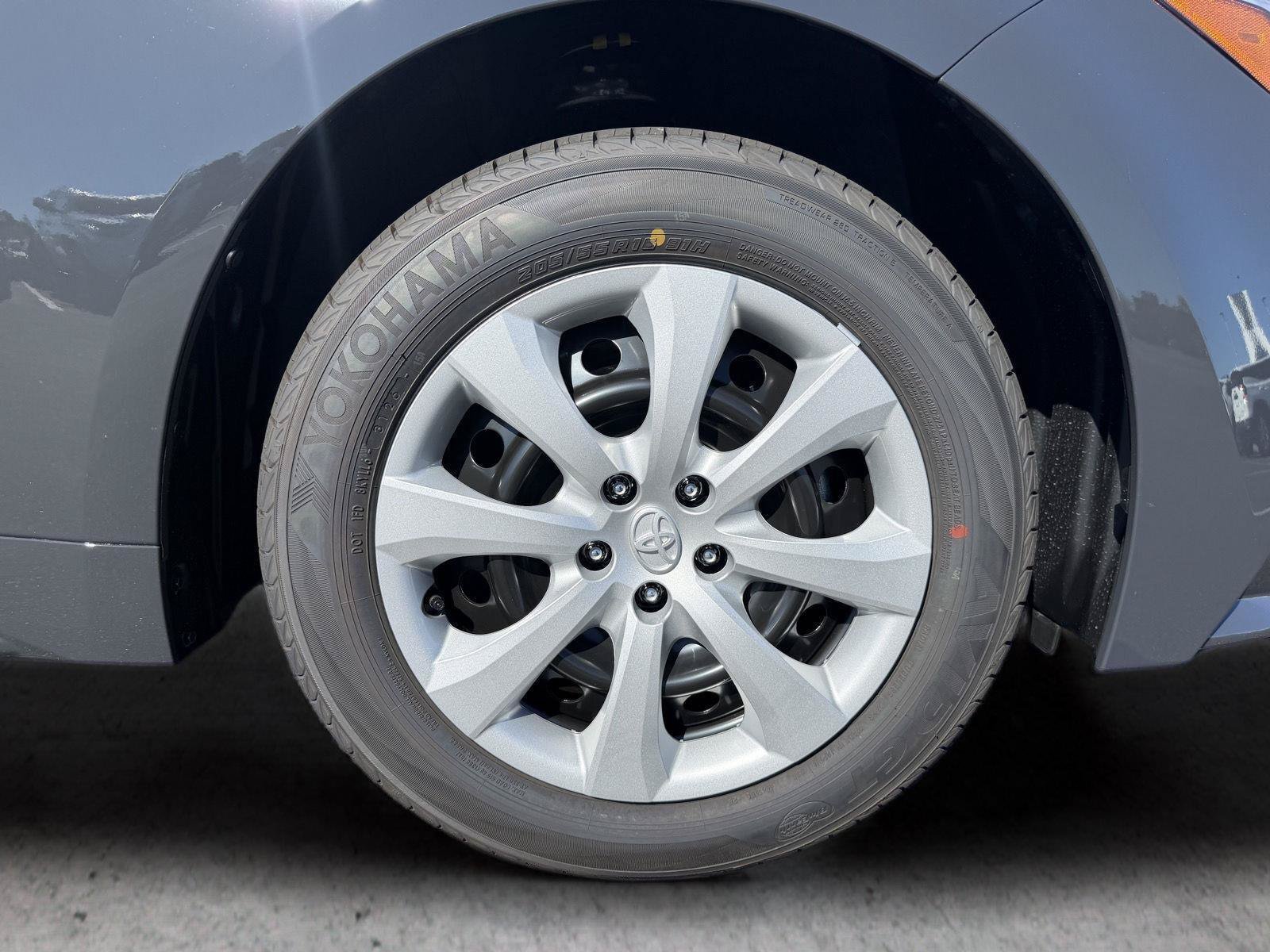 New 2027 Toyota Corolla LE FWD image 9