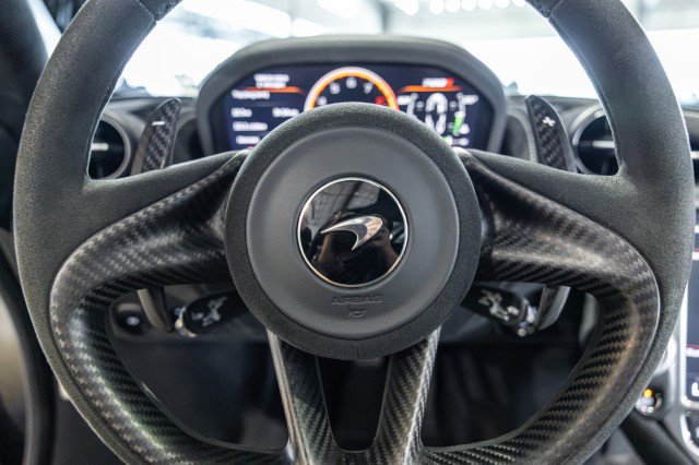 Used 2021 McLaren 720S Performance RWD image 40