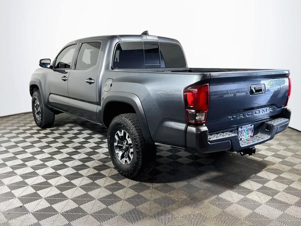 Certified 2022 Toyota Tacoma TRD Off-Road w/ Technology Package RWD image 5