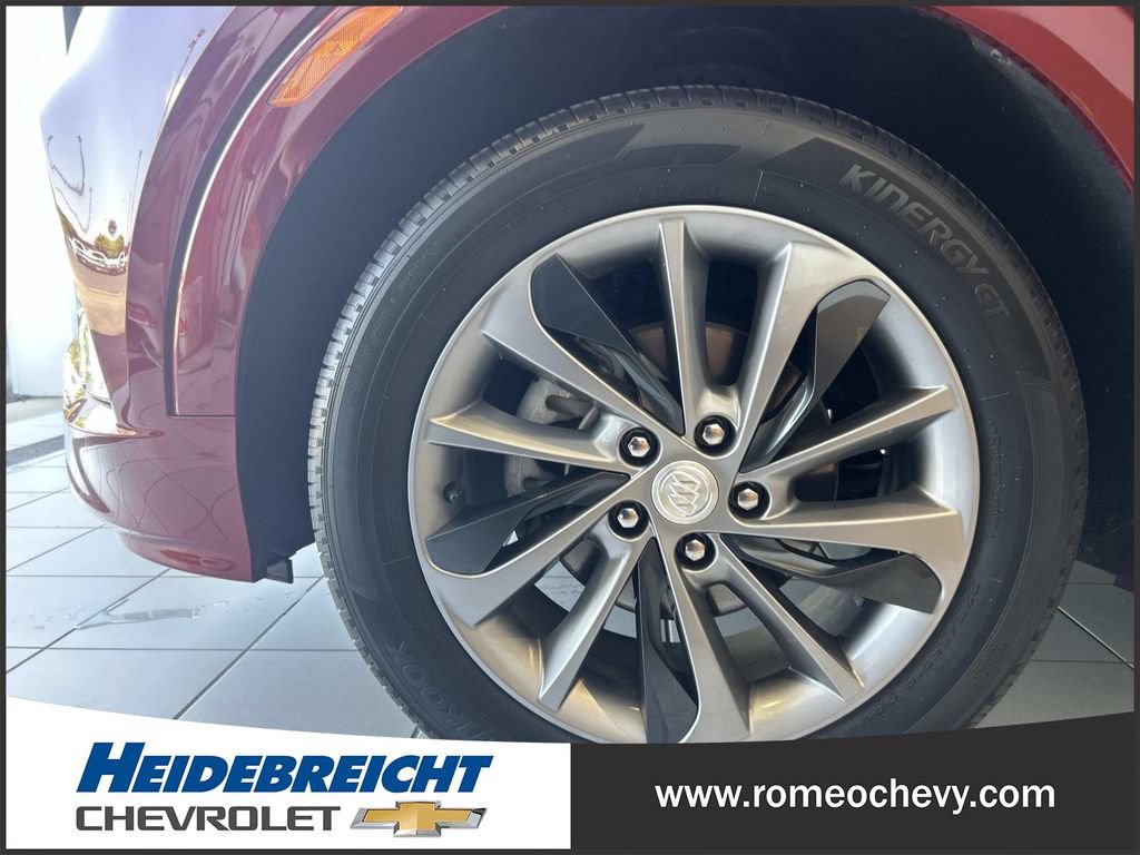 Used 2023 Buick Encore GX Select w/ Sport Touring Package FWD image 7