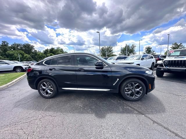 Used 2024 BMW X4 xDrive30i w/ Premium Package AWD/4WD image 16