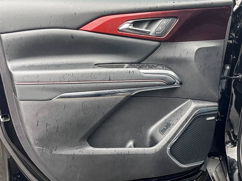 Used 2025 Chevrolet Traverse Z71 w/ Enhanced Driving Package image 44