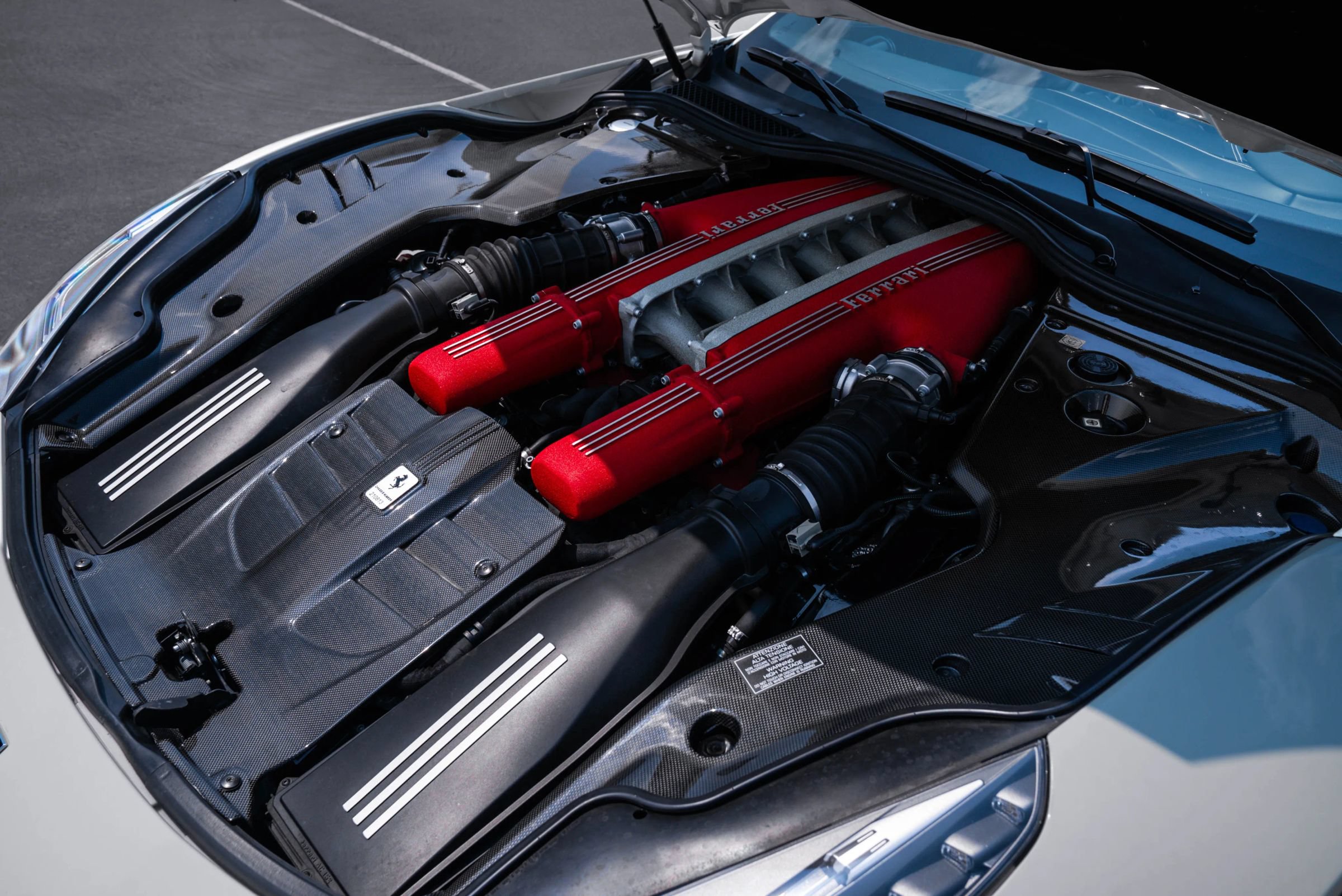 Used 2015 Ferrari F12 Berlinetta RWD image 31