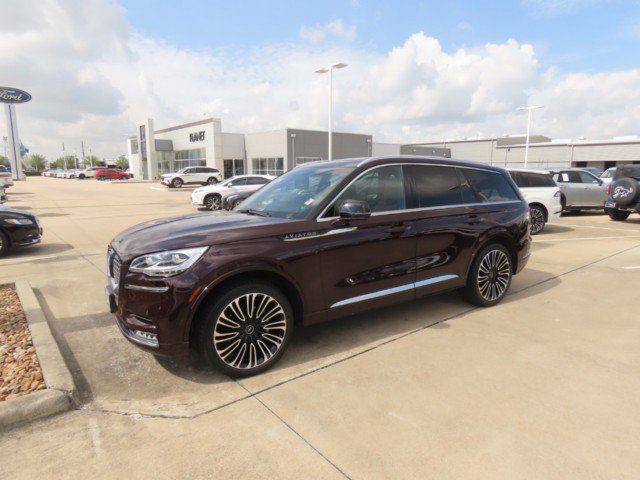 Certified 2023 Lincoln Aviator Black Label AWD/4WD image 2