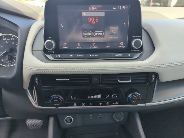 Certified 2021 Nissan Rogue SV FWD image 35