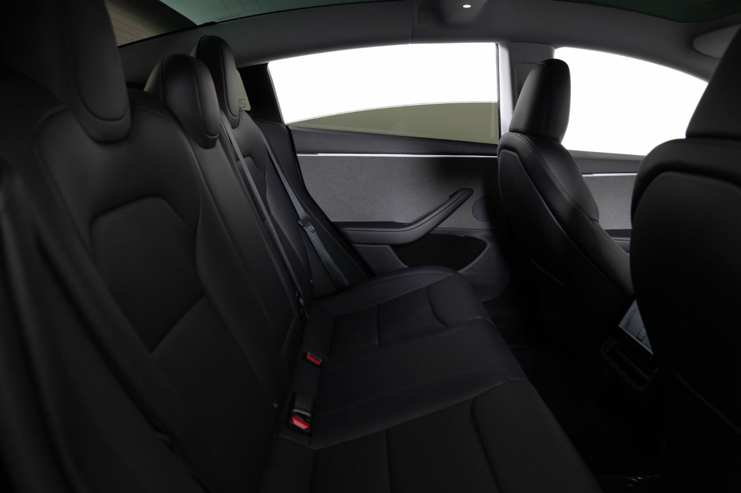 Used 2024 Tesla Model 3 Standard Range RWD image 22