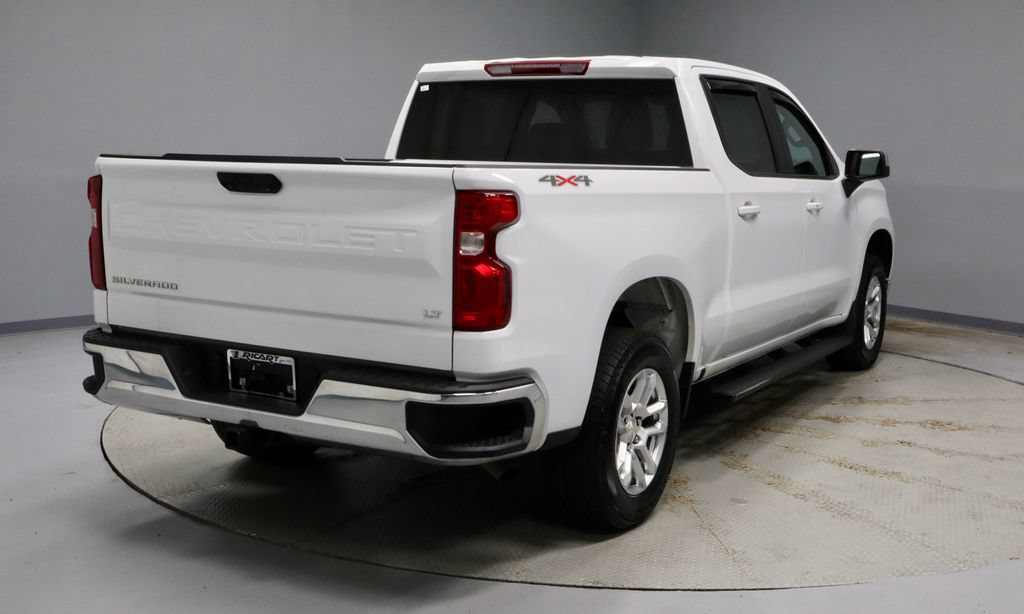 Used 2023 Chevrolet Silverado 1500 LT AWD/4WD image 11