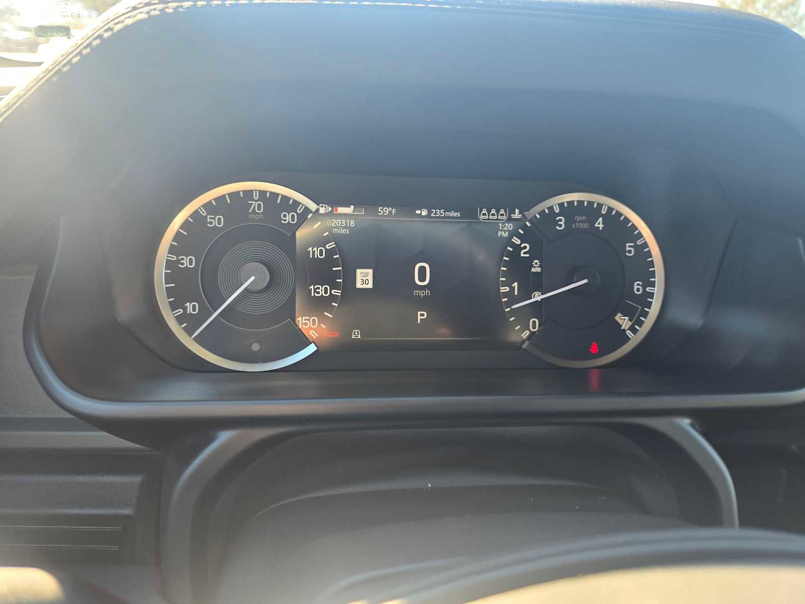 Used 2023 Land Rover Defender 90 X-Dynamic SE image 21