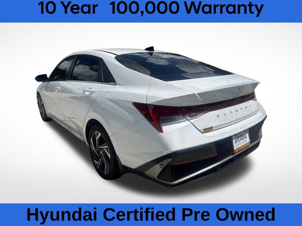 Used 2025 Hyundai Elantra SEL FWD image 8