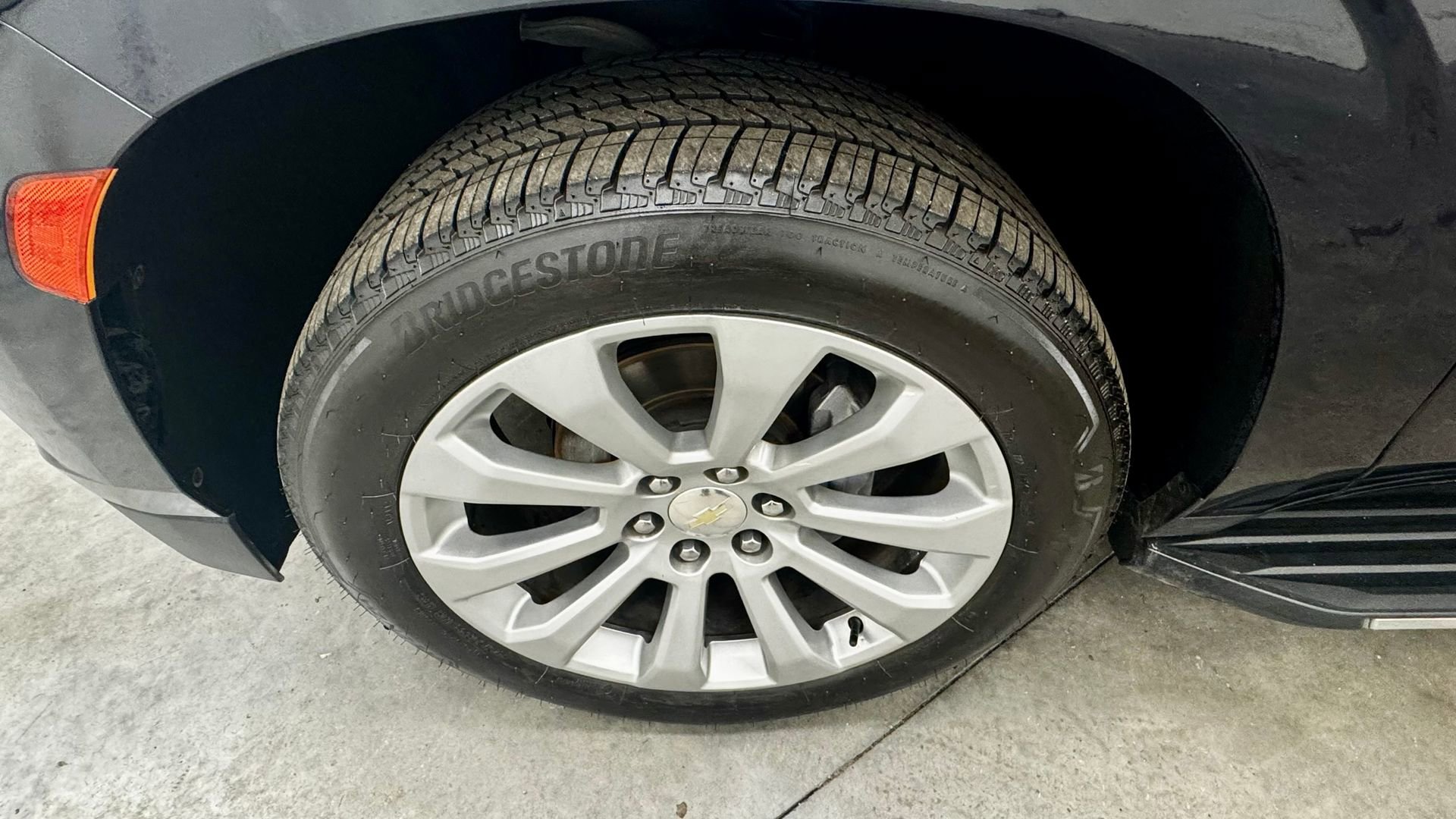 Used 2021 Chevrolet Tahoe Premier w/ Premium Package RWD image 22