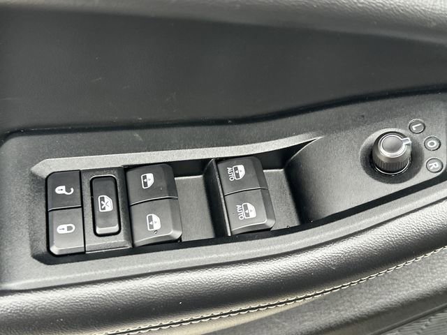 Used 2023 Jeep Grand Cherokee L Limited image 28