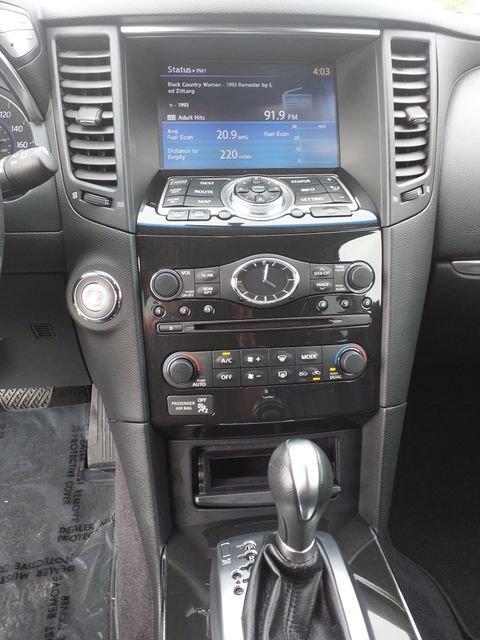 Used 2015 INFINITI QX70 AWD w/ Premium Package image 31