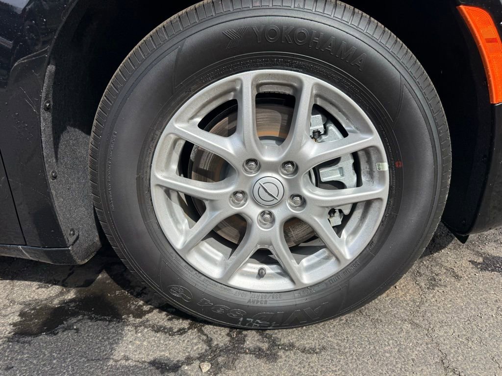 New 2026 Chrysler Pacifica Select FWD image 60