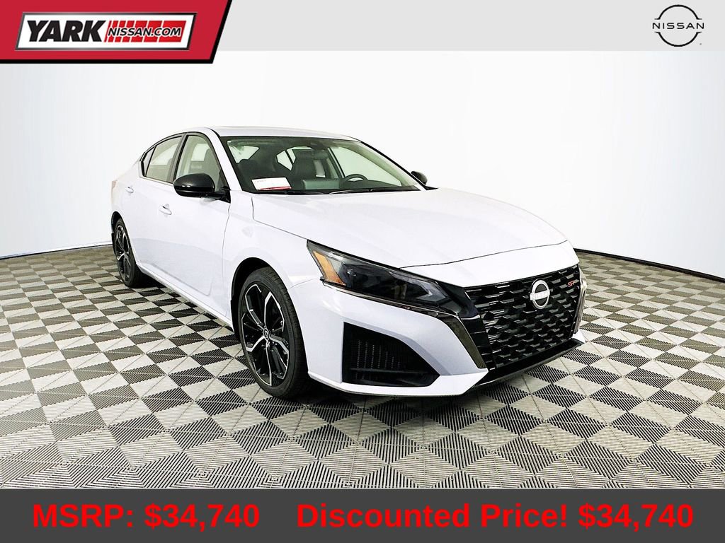 New 2025 Nissan Altima 2.5 SR w/ SR Premium Package