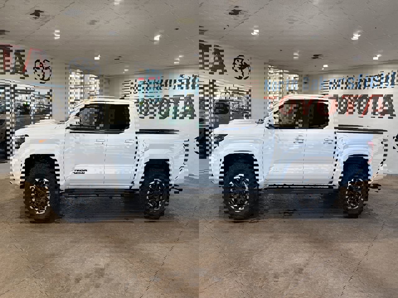 Certified 2024 Toyota Tacoma TRD Sport image 7