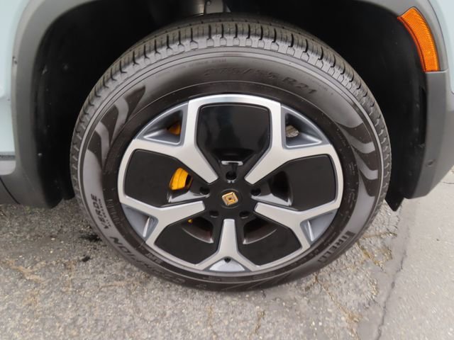 Used 2024 Rivian R1S Adventure AWD/4WD image 10