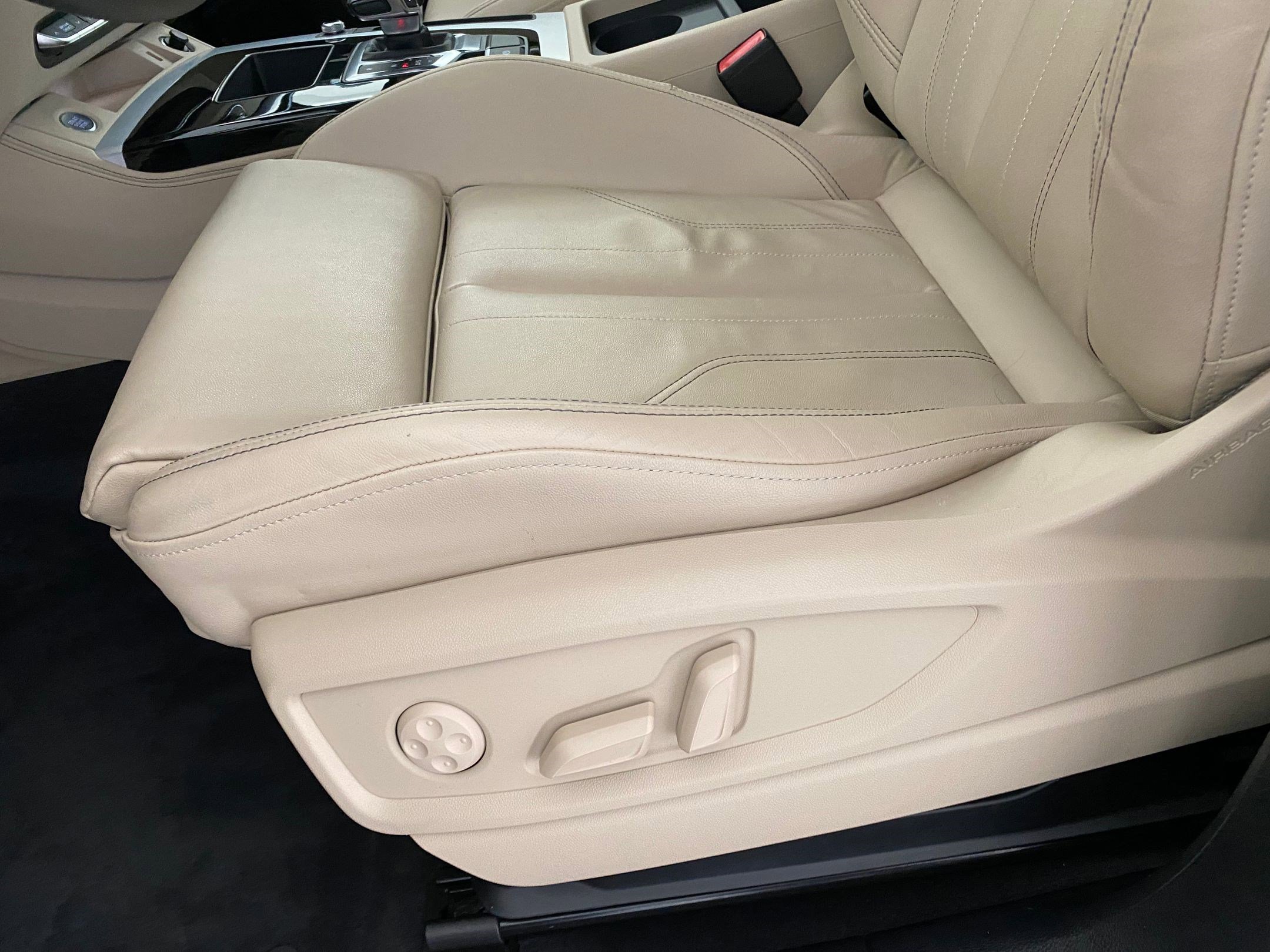 Used 2024 Audi Q5 2.0T Premium Plus w/ Premium Plus Package image 13