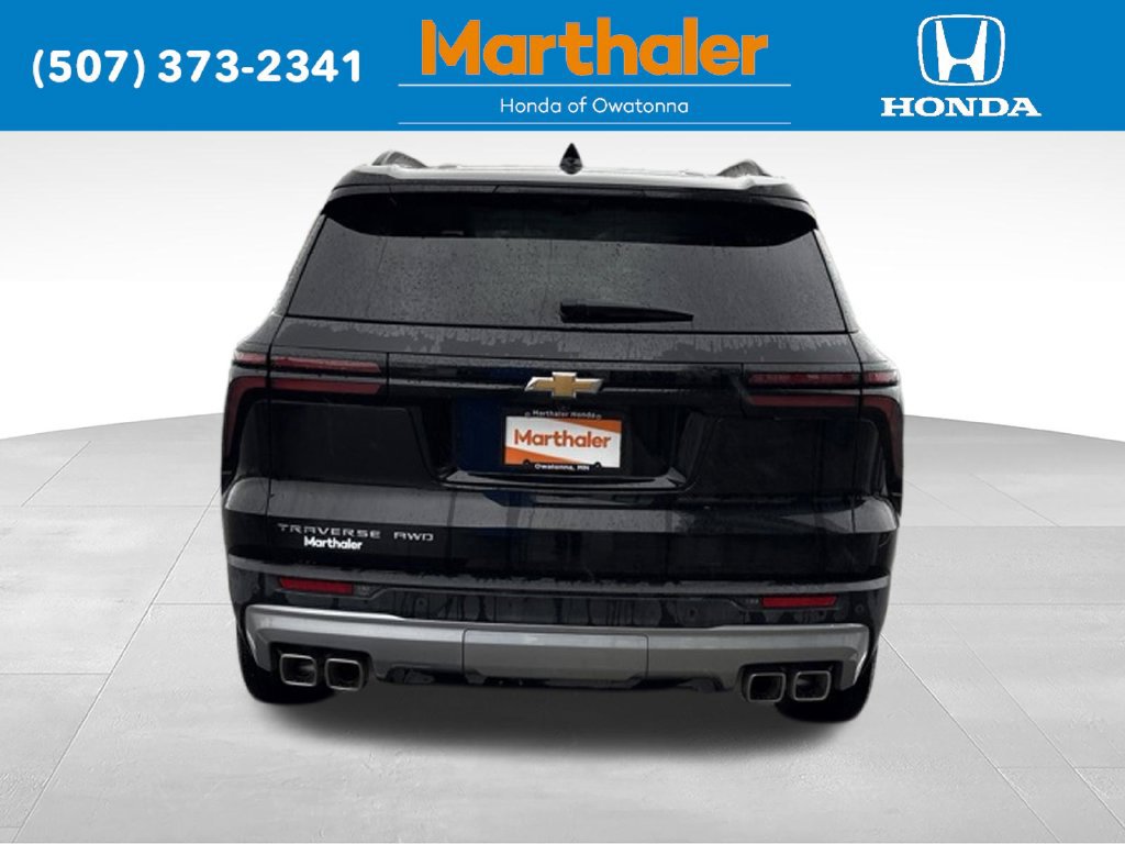 Used 2026 Chevrolet Traverse LT w/ Driver Confidence Package AWD/4WD image 4