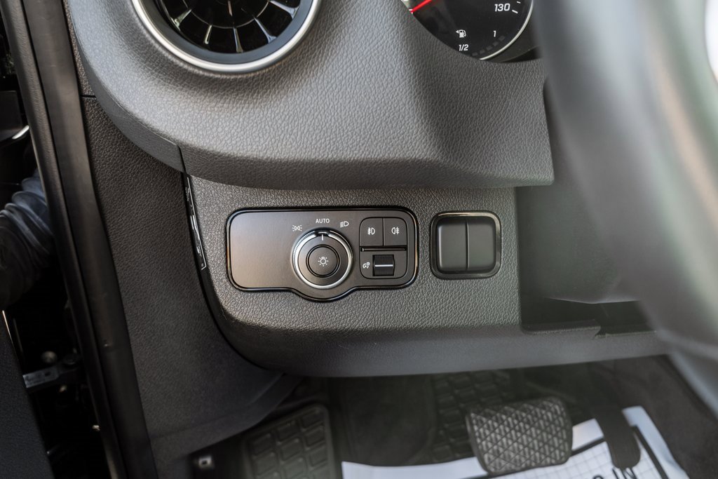 Used 2022 Mercedes-Benz Sprinter 3500 image 16