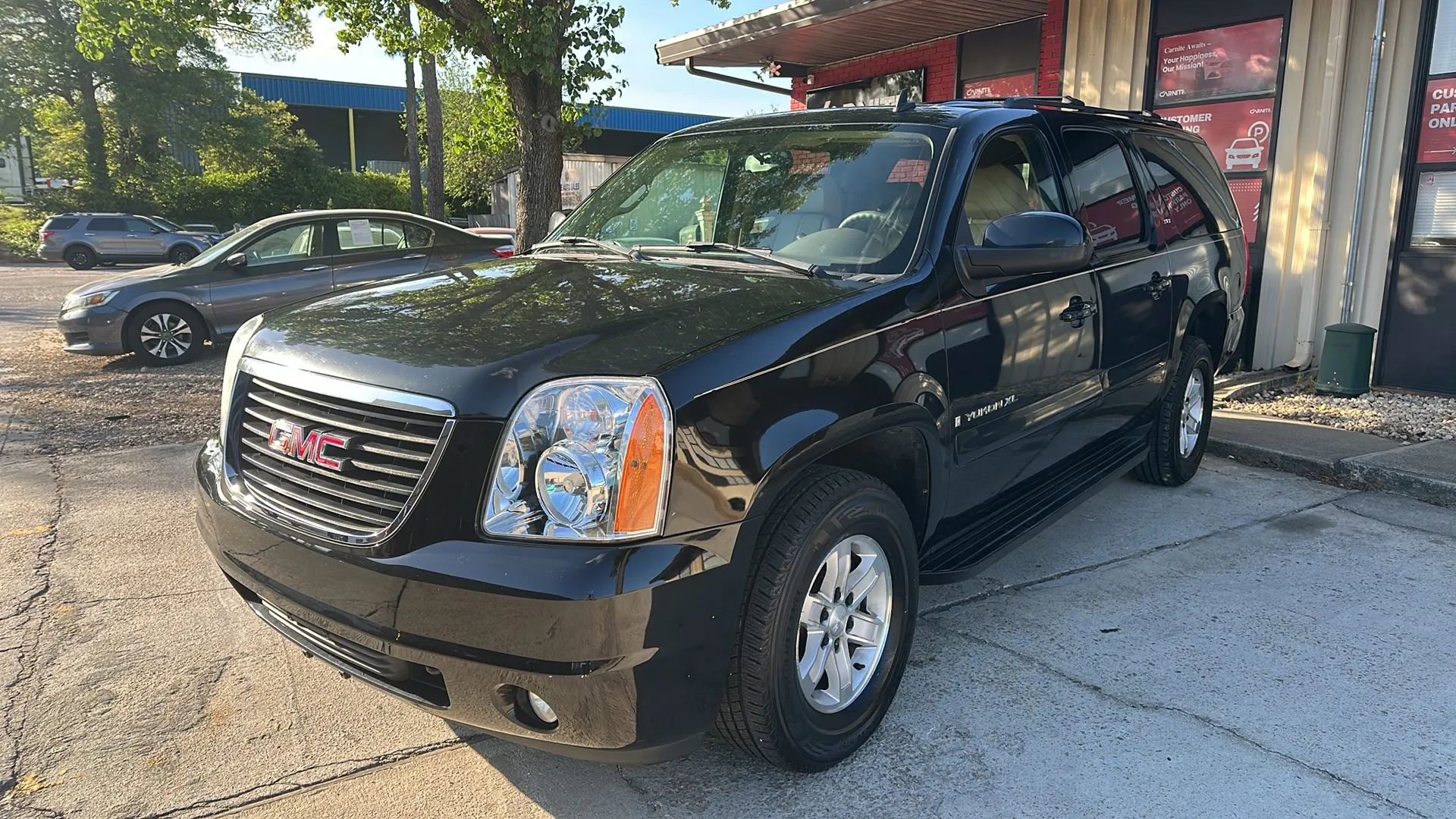 Used 2008 GMC Yukon XL SLT w/ SLT Preferred Equipment Group
