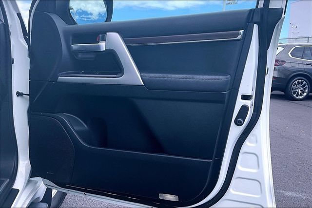 Used 2019 Toyota Land Cruiser AWD/4WD image 19