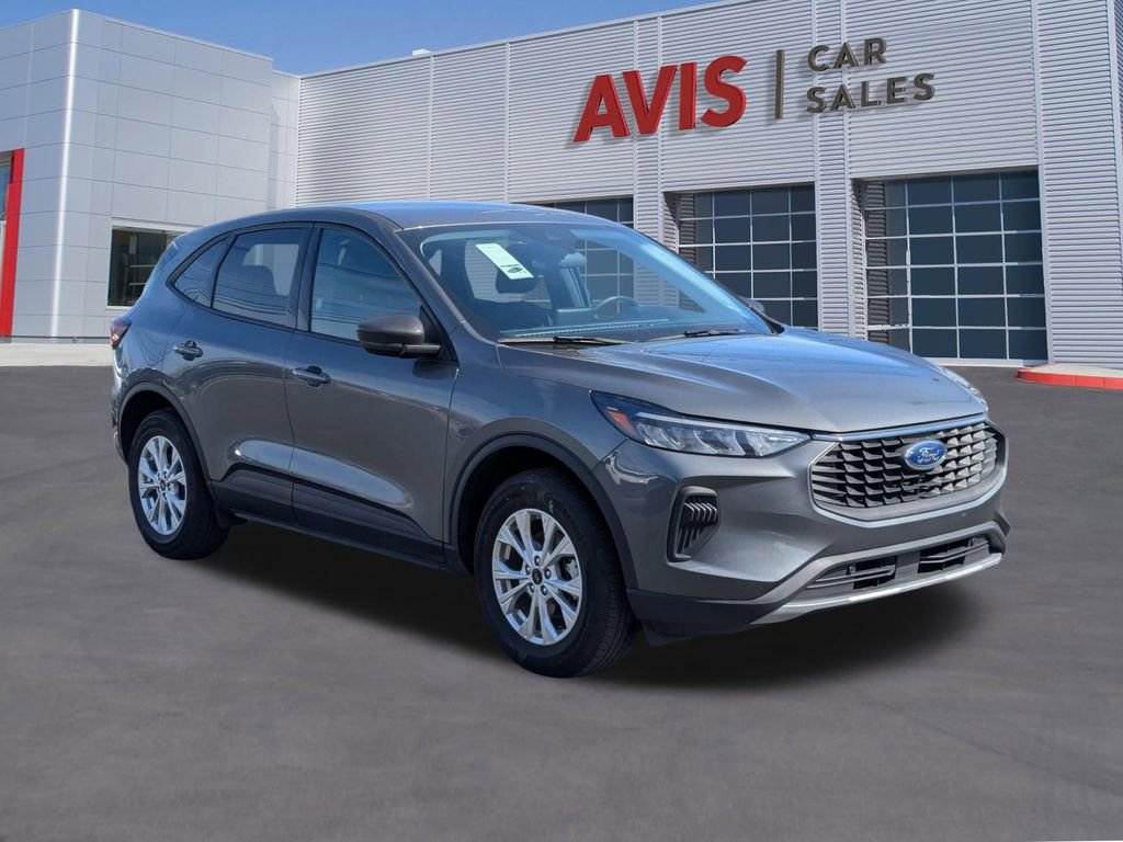 Used 2025 Ford Escape Active image 3