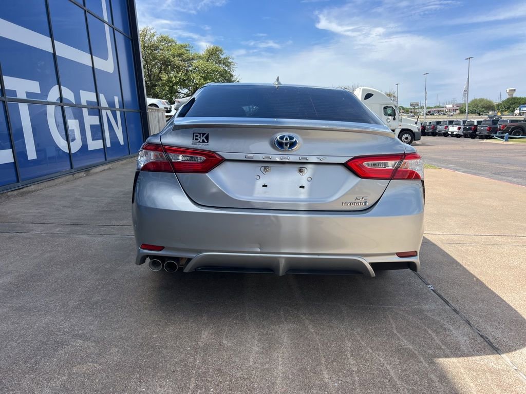 Used 2020 Toyota Camry SE image 7