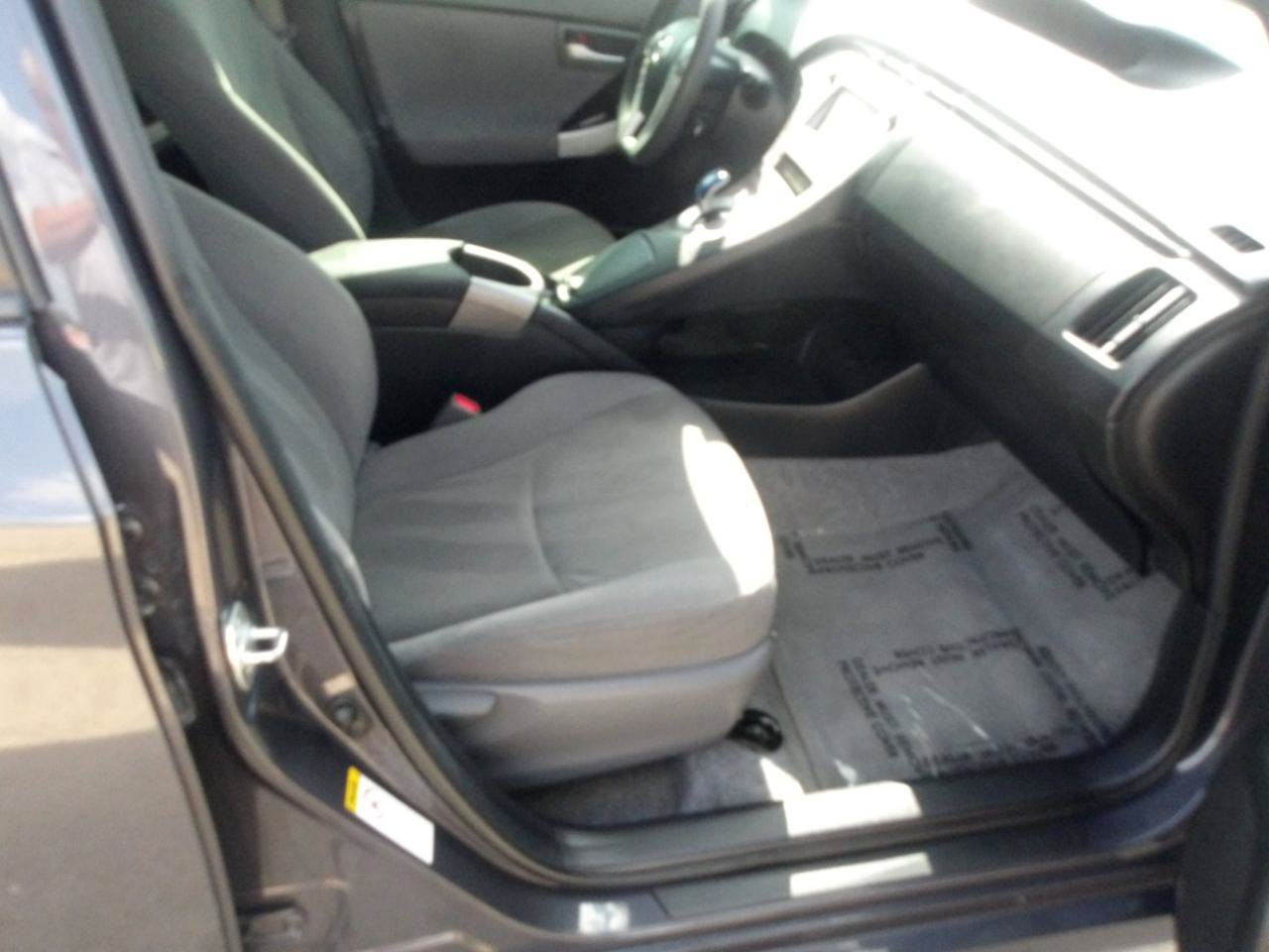 Used 2015 Toyota Prius Three FWD image 10