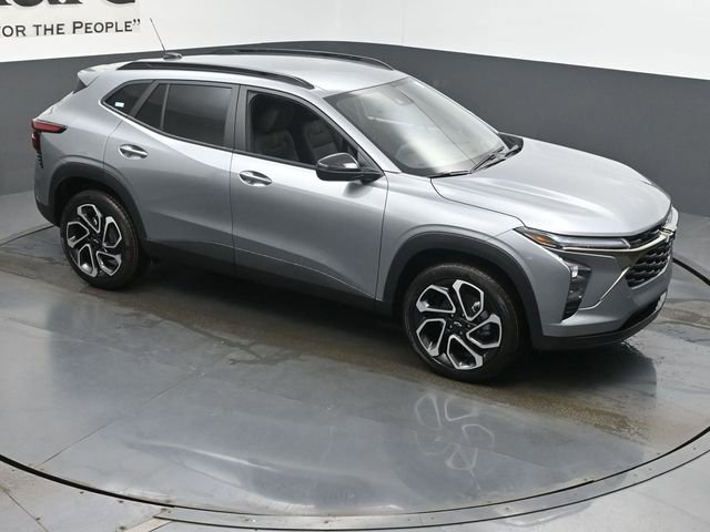 New 2026 Chevrolet Trax RS w/ Driver Confidence Package image 7