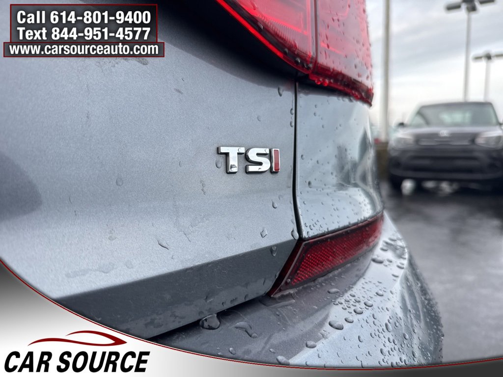 Used 2017 Volkswagen Passat 1.8T S image 11