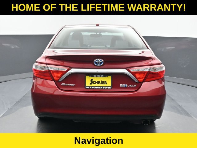 Used 2015 Toyota Camry XLE w/ Moonroof Package FWD image 5