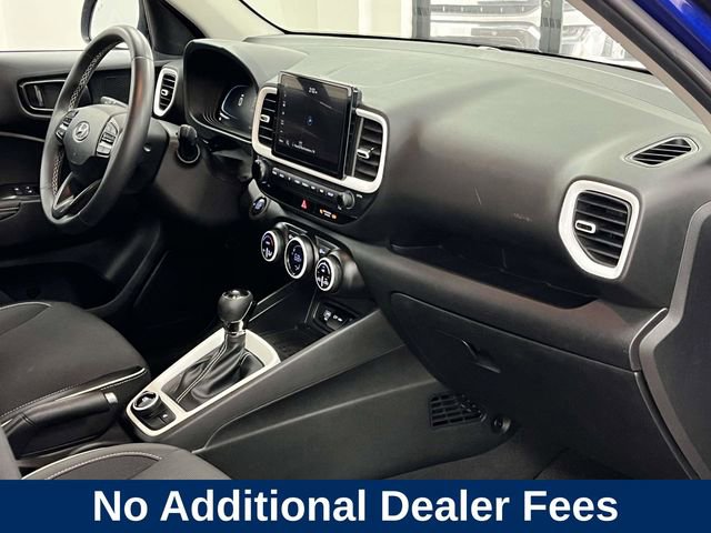 Certified 2023 Hyundai Venue Limited w/ Cargo Package FWD image 25