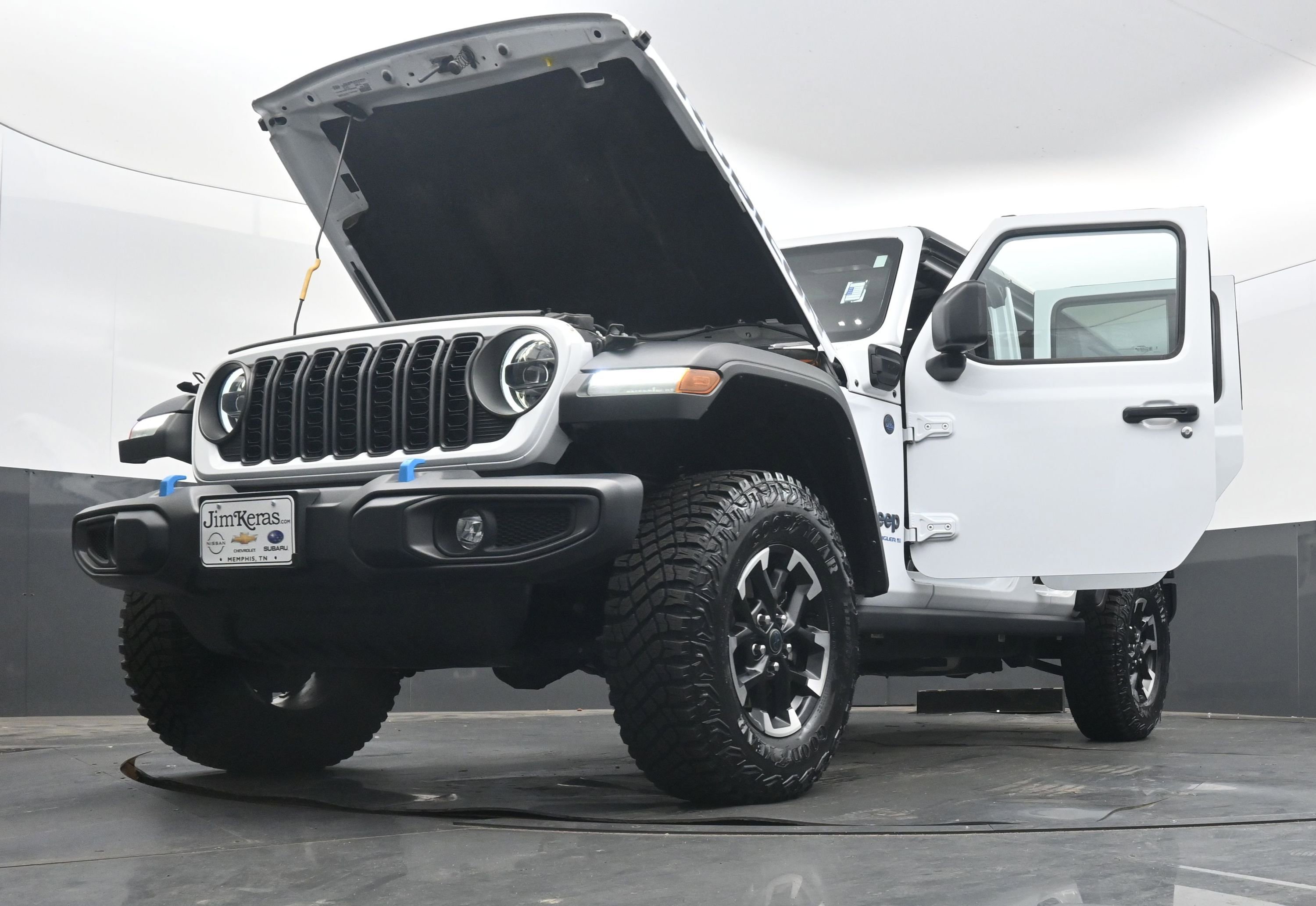 Used 2024 Jeep Wrangler Unlimited Rubicon 4xe image 43