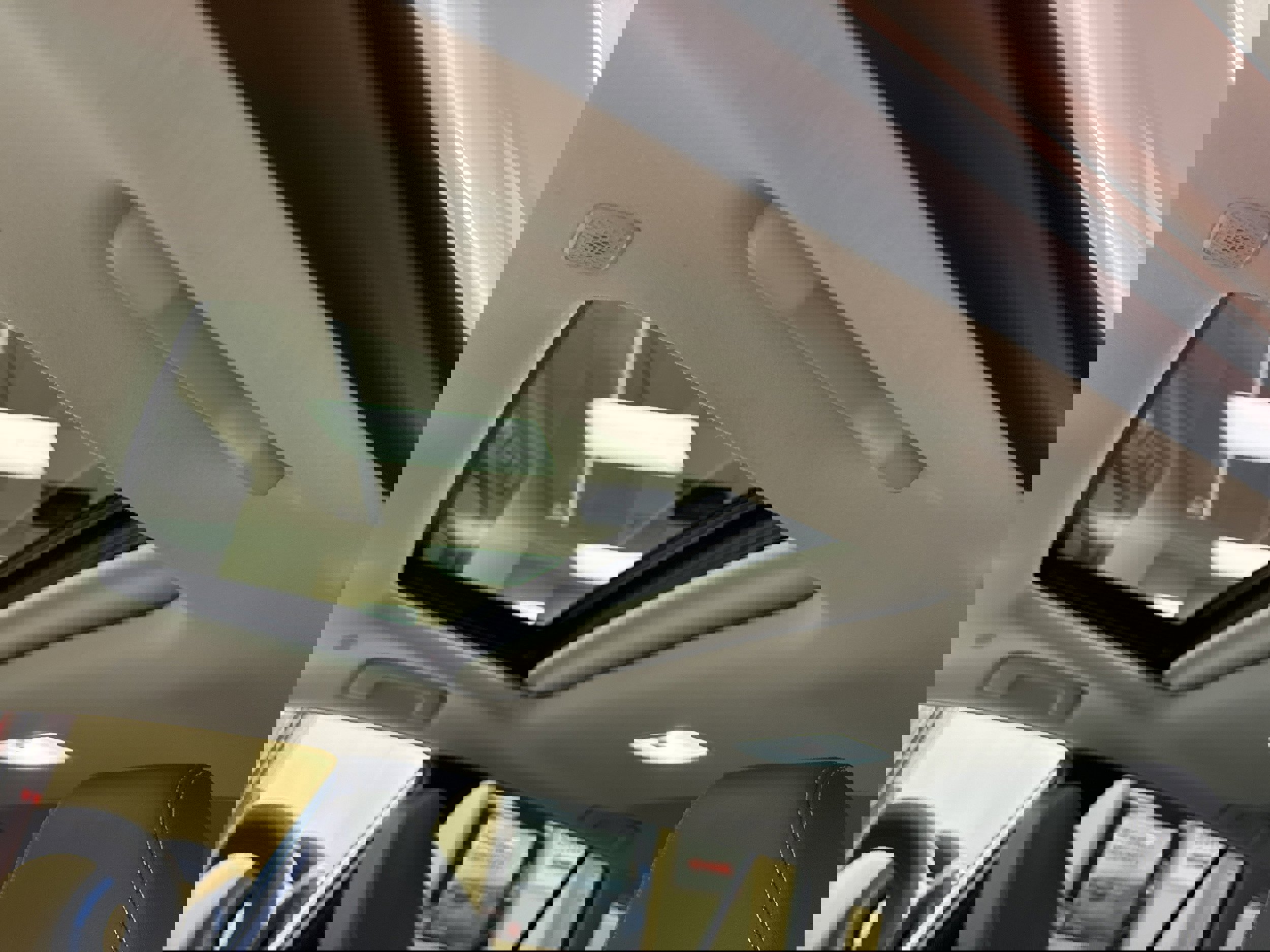 Used 2024 Toyota Corolla Cross XLE w/ Convenience Package image 7