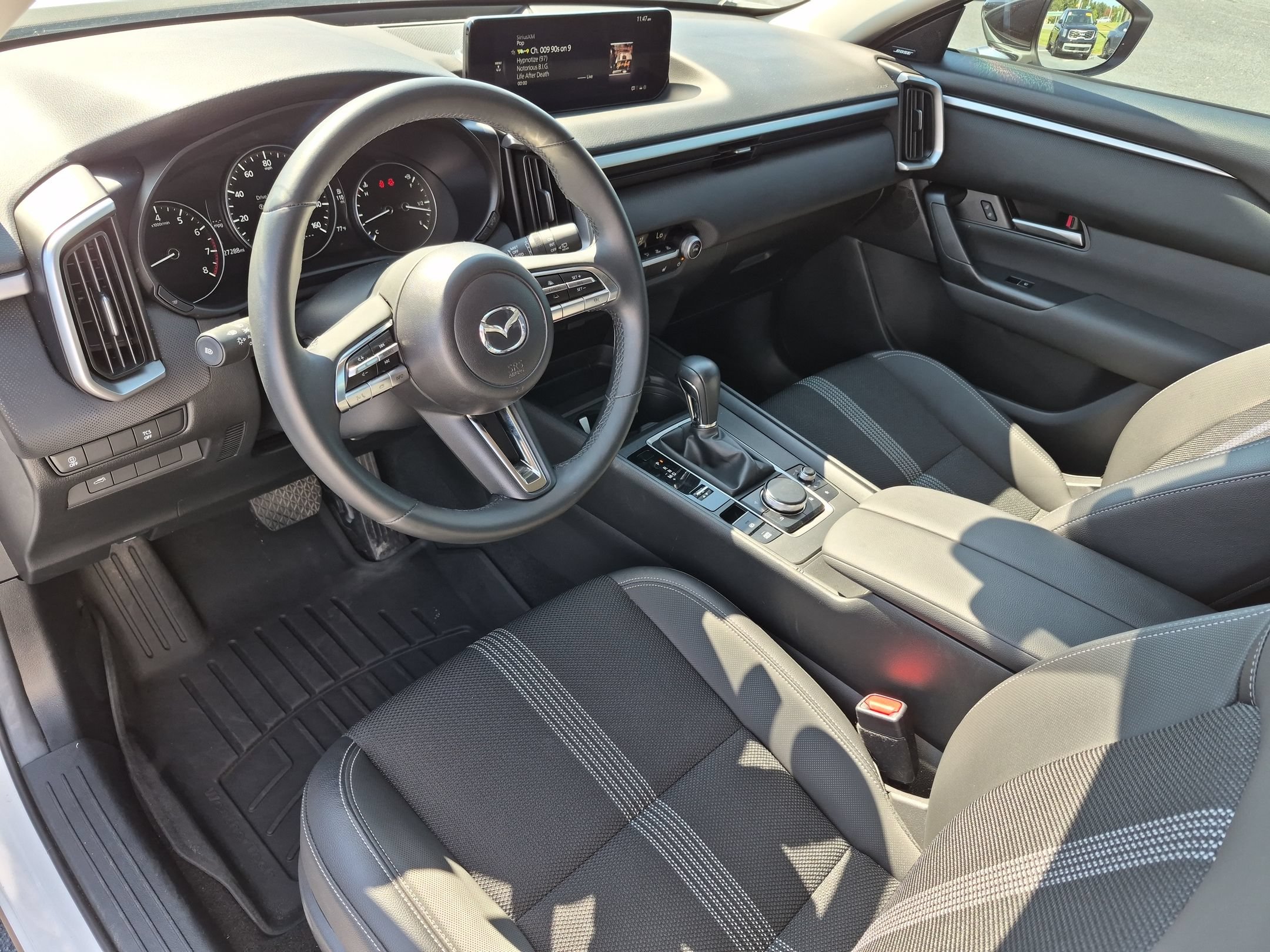 Used 2024 MAZDA CX-50 AWD 2.5 S w/ Premium Package image 16