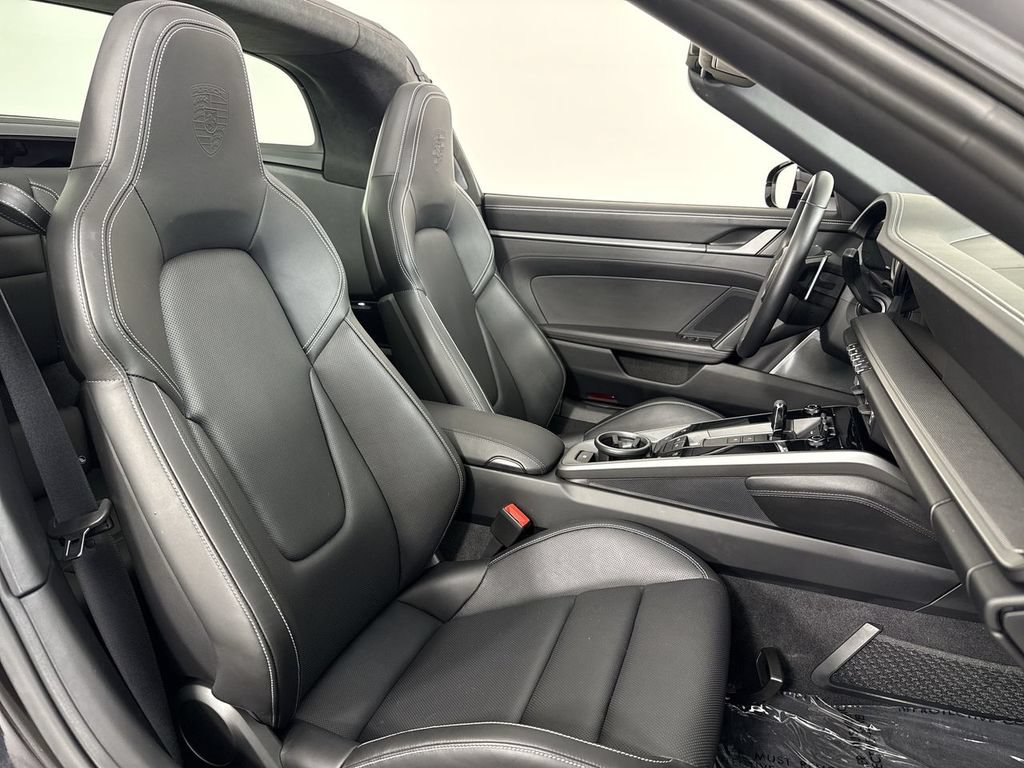 Certified 2023 Porsche 911 Targa 4S AWD/4WD image 23