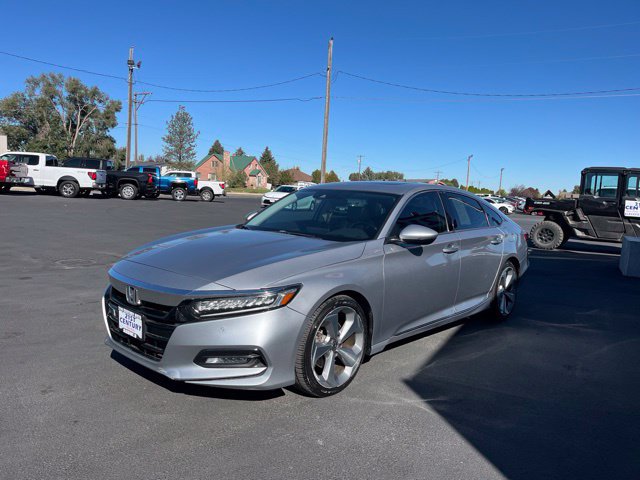 Used 2018 Honda Accord Touring image 4
