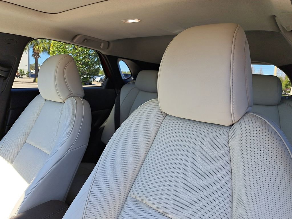 Used 2020 MAZDA CX-30 FWD w/ Premium Package image 16