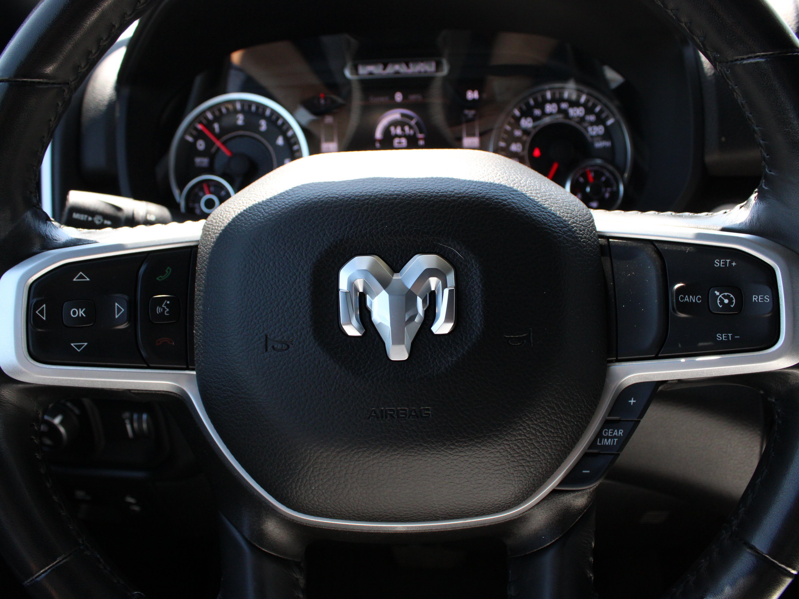 Used 2022 RAM 1500 Big Horn AWD/4WD image 20