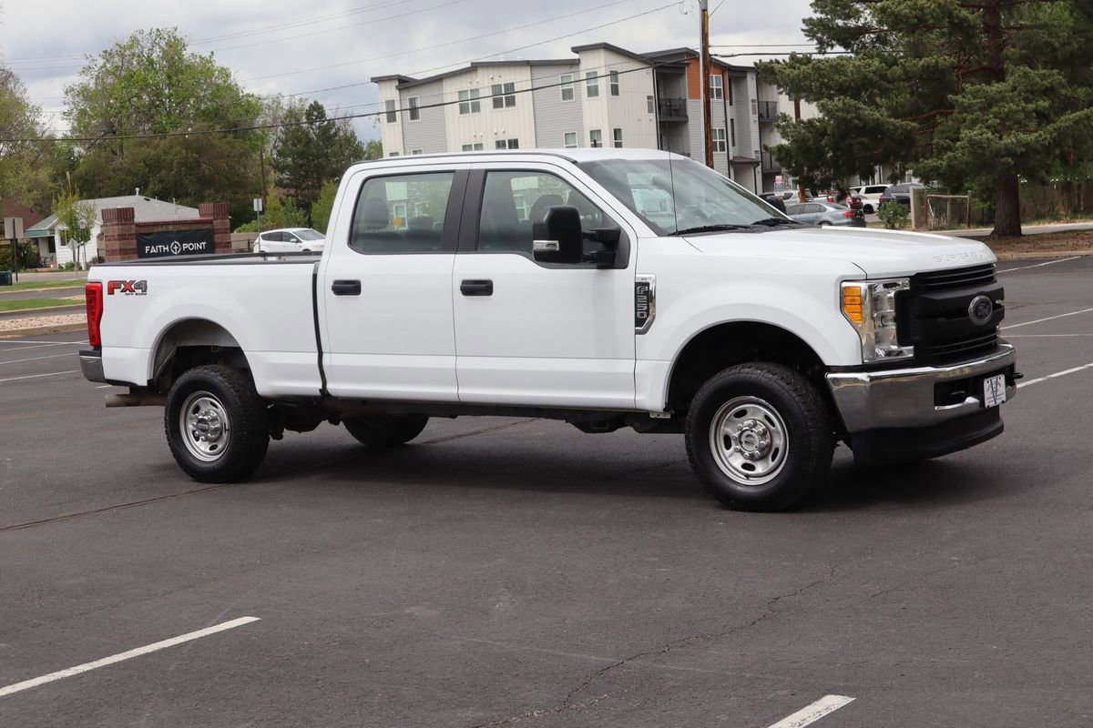 Used 2019 Ford F250 XL w/ Power Equipment Group AWD/4WD image 2